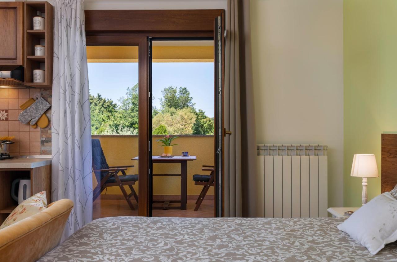 Apartments Terranova Ровинь Экстерьер фото