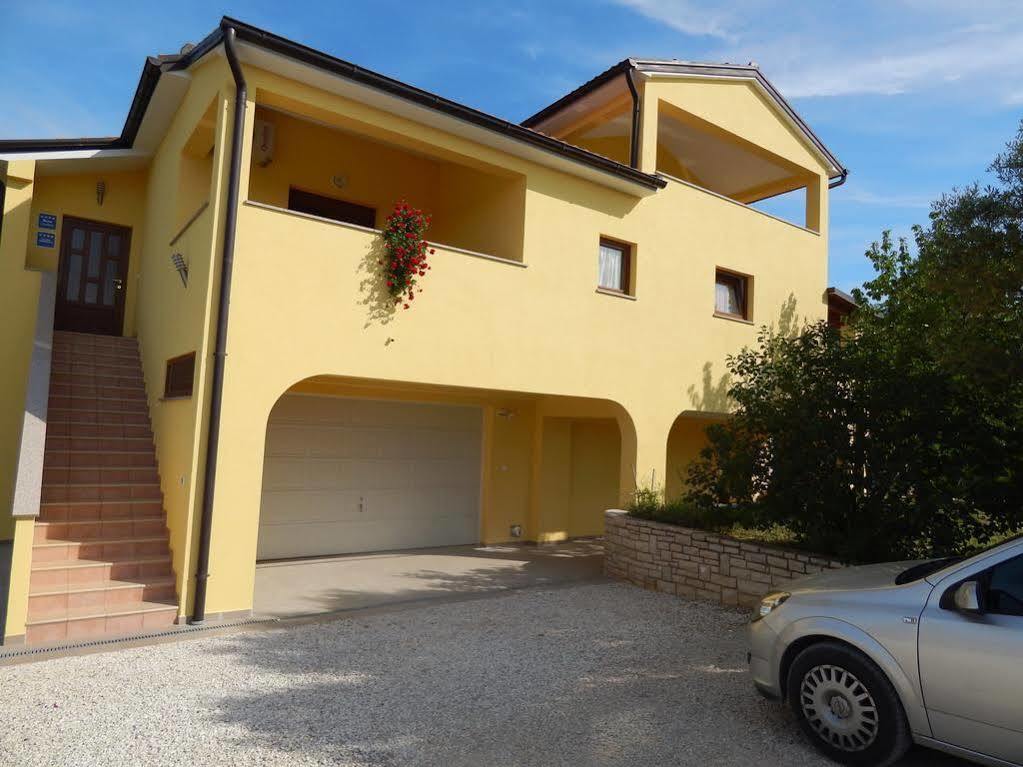Apartments Terranova Ровинь Экстерьер фото